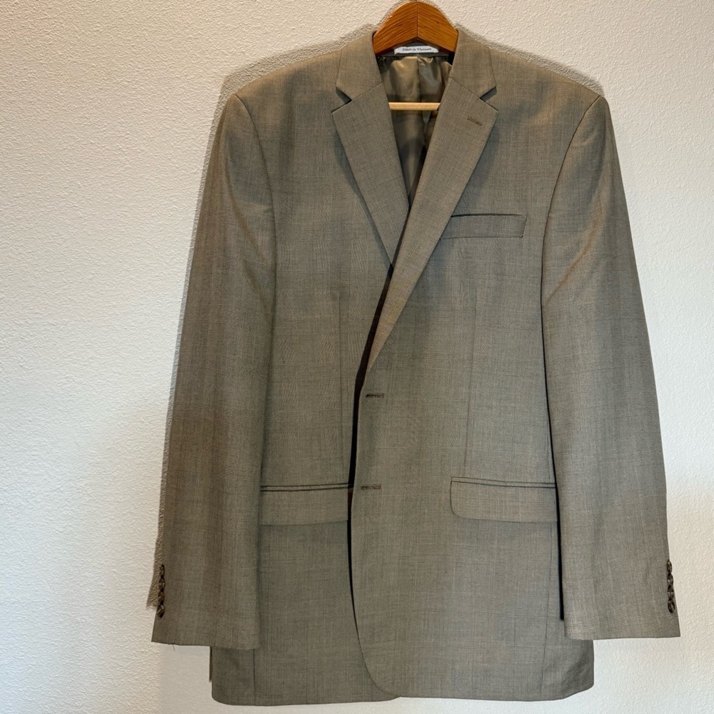Chaps Tan Blue Sport Coat with Structured Shoulders Notched Lapels 44L 44 jacket